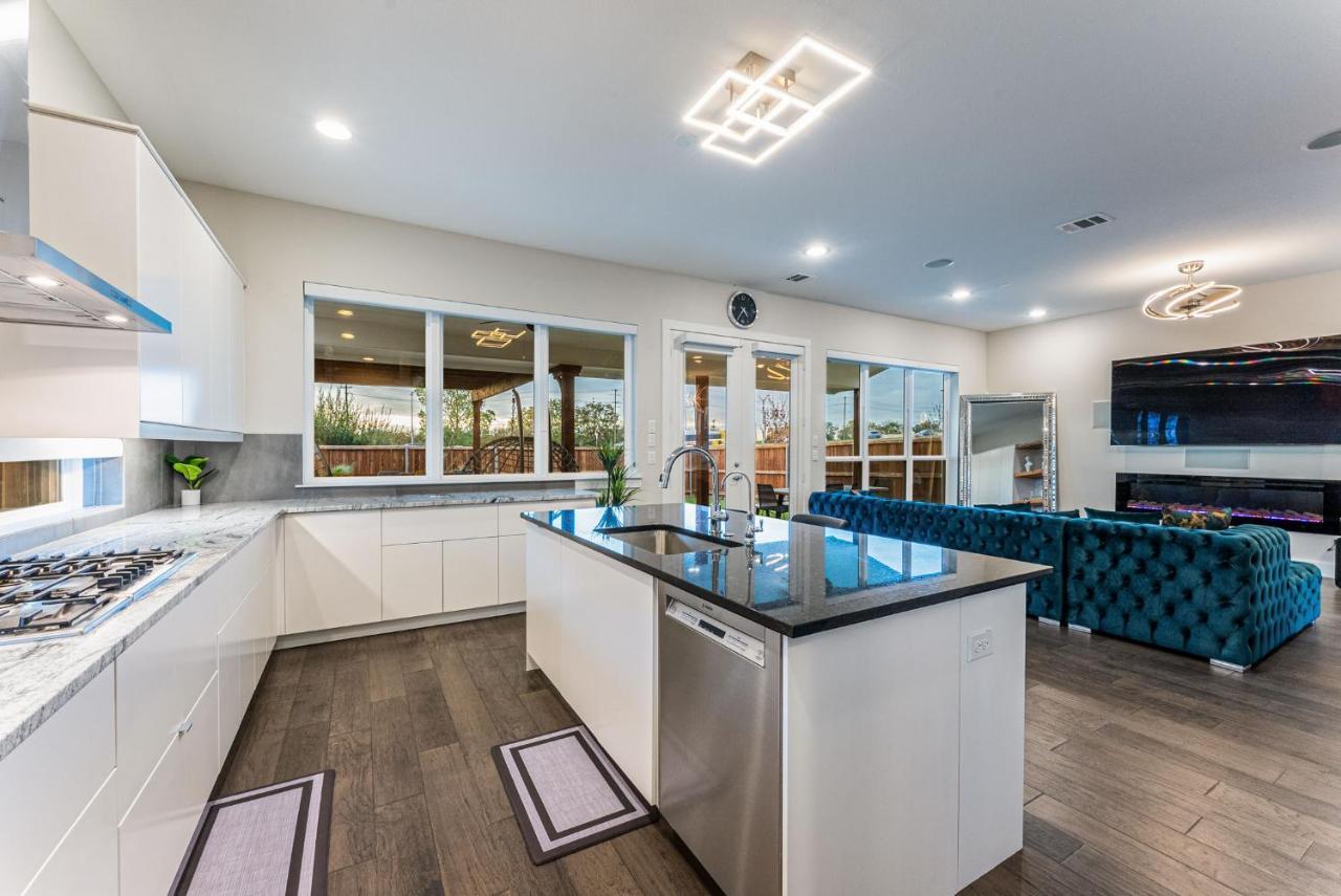 Luxury Home With Rooftop Views Dallas Esterno foto